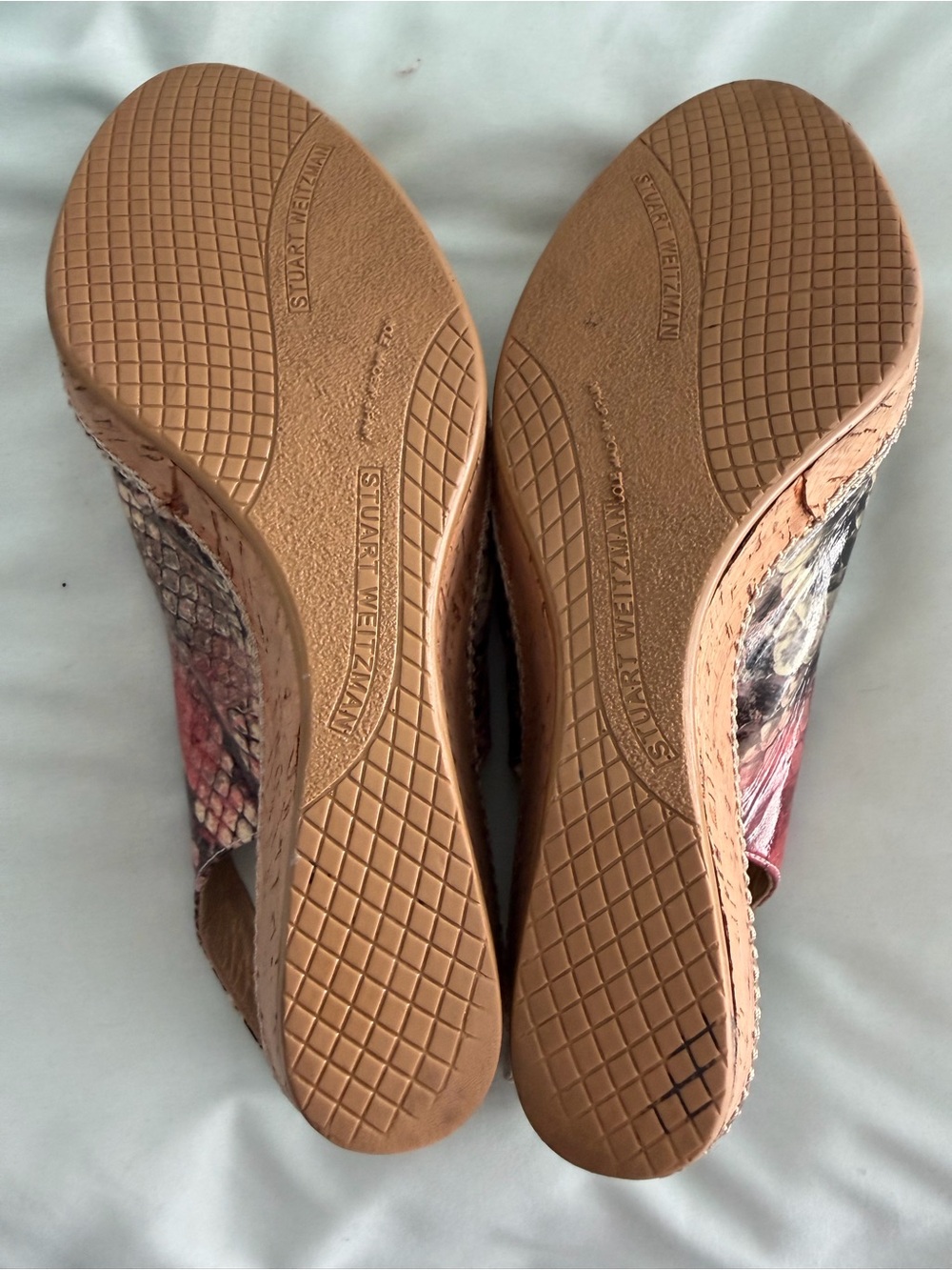 Stuart Weitzman Women's Embossed SnakeSkin Peep Toe Wedge Sandal - Picture 6 of 8